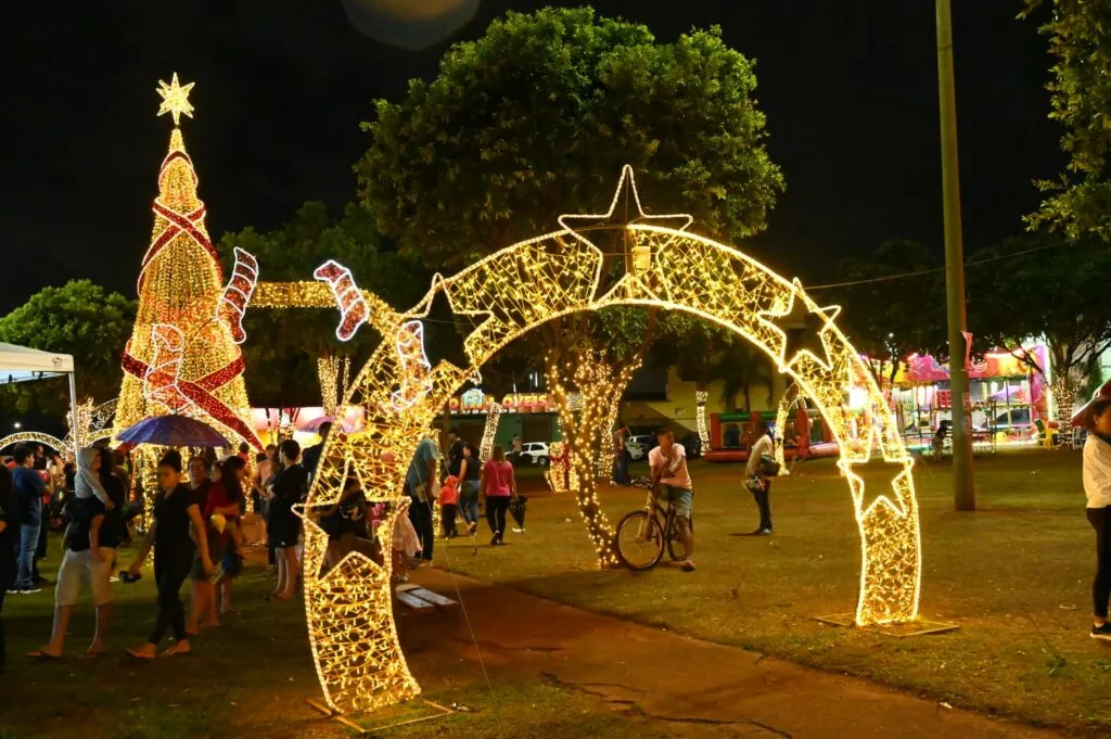 Prefeito Sandro Mabel leva “Natal para Todos” ao Conjunto Vera Cruz II, Região Oeste