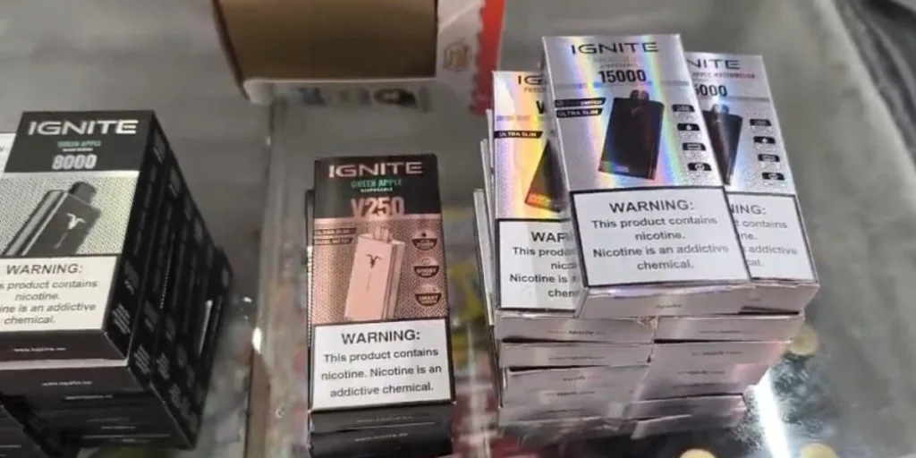 Procon Goiás apreende cerca de 50 cigarros eletrônicos em Aparecida de Goiânia