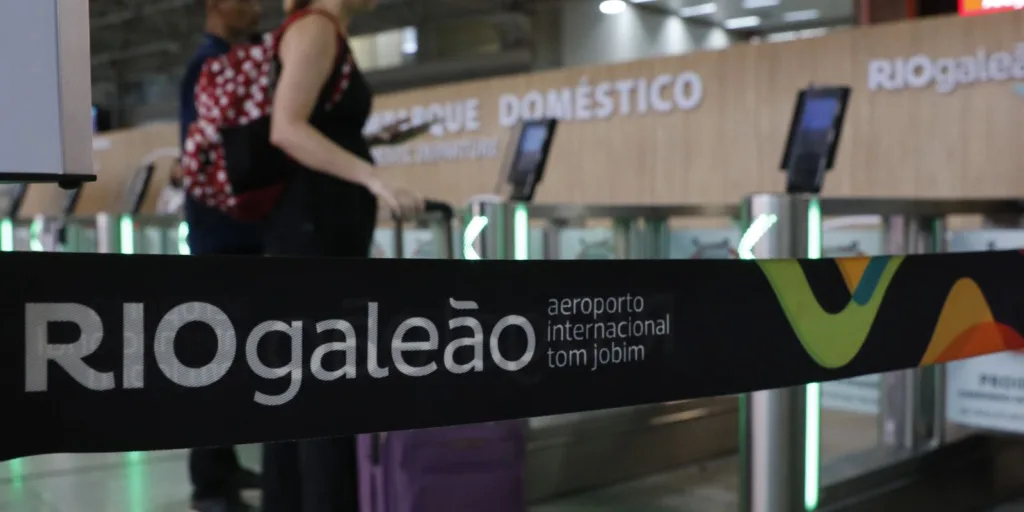 Ventania que atingiu SP provocou cancelamento de voos no Rio
