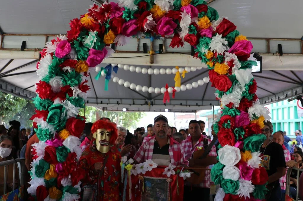 23º Encontro de Folia de Reis de Goiânia reúne tradição, fé e cultura popular na Praça da Matriz de Campinas