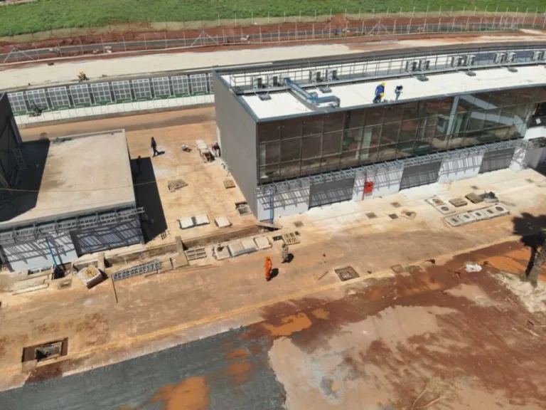 Bombeiros e Secretaria de Esporte acompanham obras que vão garantir segurança e estrutura moderna para o retorno do MotoGP a Goiânia