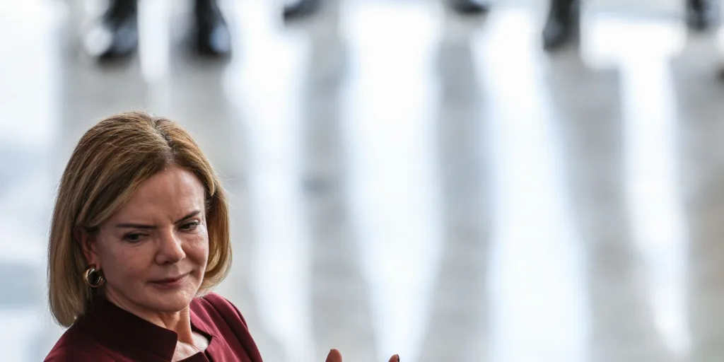 Fim da escala 6x1: governo pode enviar projeto para agilizar aprovação