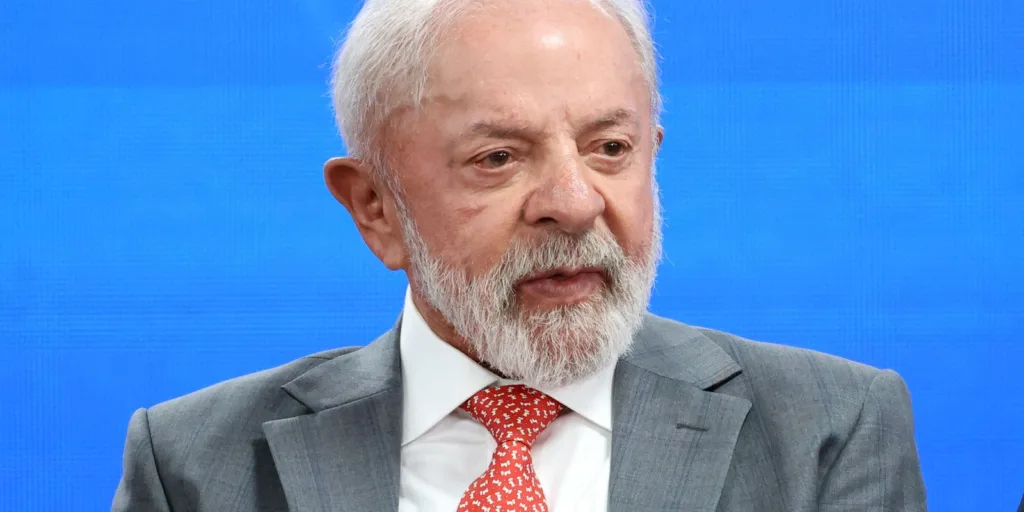 Lula reúne STF, BC, PF e Receita para debater combate ao crime