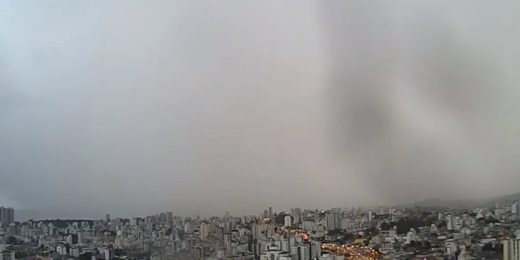 Minas Gerais tem alerta de perigo para tempestades e rajadas de vento