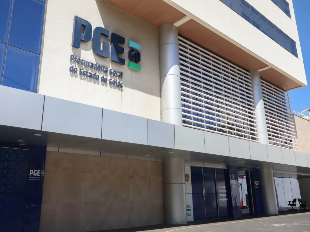 PGE convoca procuradores aprovados no 15º concurso da carreira