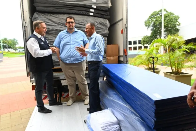 “2026 é o ano da transformação na Saúde”, afirma Mabel durante entrega de equipamentos para unidades de Goiânia