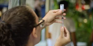 Casos de Síndrome Respiratória Grave estão em queda, diz InfoGripe