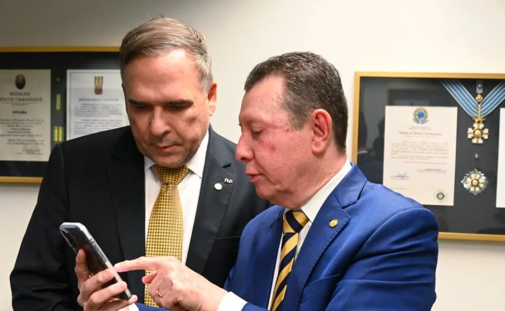 Mabel anuncia que novo Anel Viário fará parte do PAC