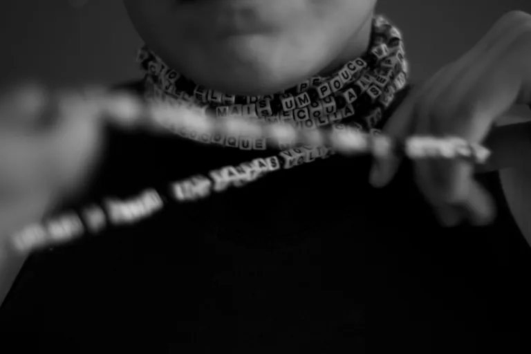 Vila Cultural Cora Coralina abre agenda 2026 com exposição “Aquilo que fica e outros fantasmas”*