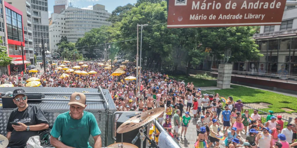 Centro de São Paulo tem axé e outras surpresas no domingo de carnaval