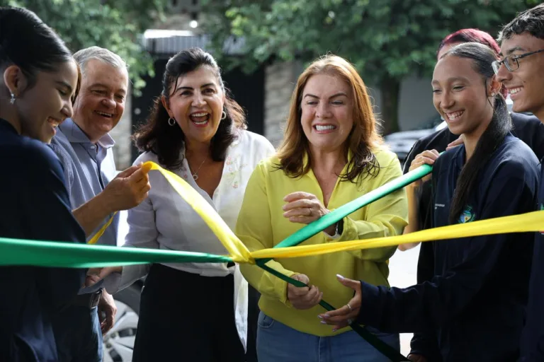 Inaugurada reforma do Colégio Estadual Murilo Braga