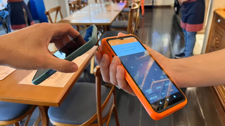 Goiás adia nova etapa de integração entre pagamentos eletrônicos e documentos fiscais