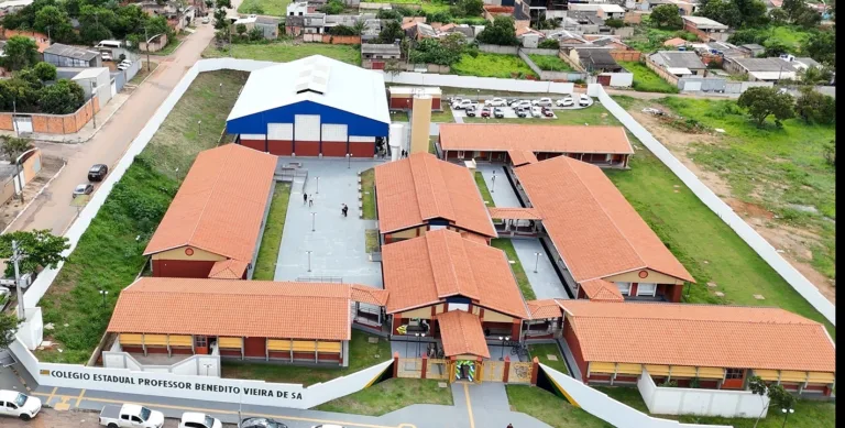 Investimentos nas escolas