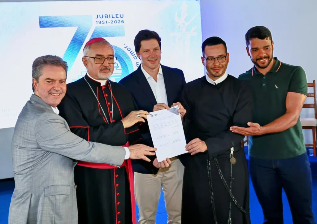 Goiás renova convênio de R$ 43,3 milhões com a Vila São Cotolengo em Trindade.