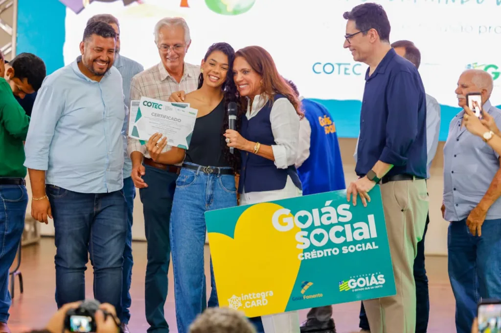 Governo anuncia investimento de R$ 10 milhões para Crédito Social em 2026
