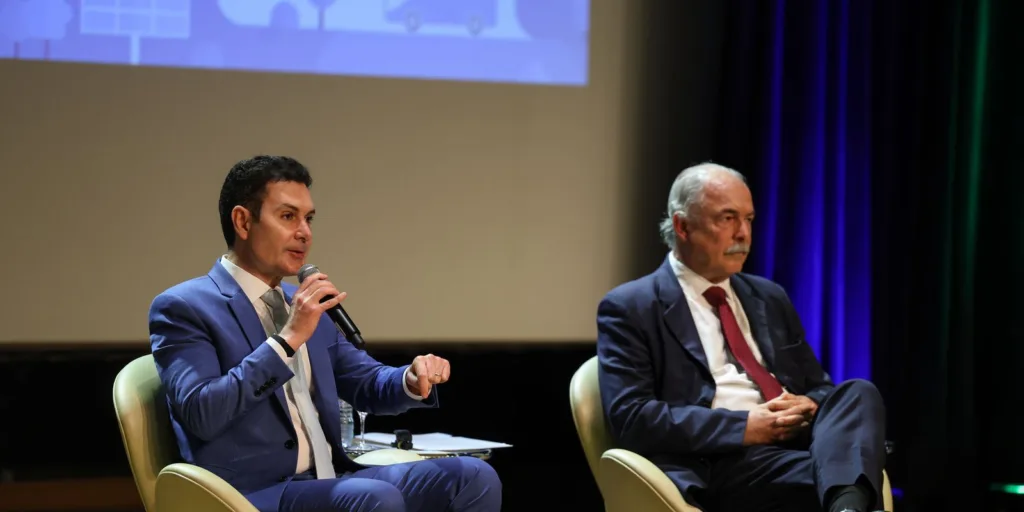Ministros defendem mais parcerias em investimentos em infraestrutura