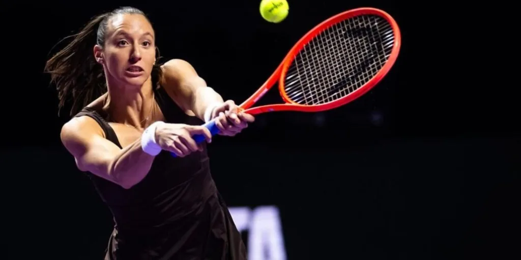 Luisa Stefani mira 15º título da carreira e retorno ao top-10 mundial