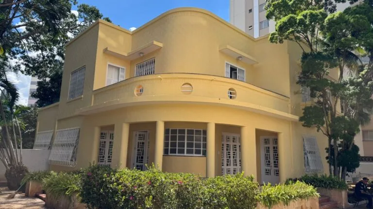 Fachada do Museu Pedro Ludovico Teixeira