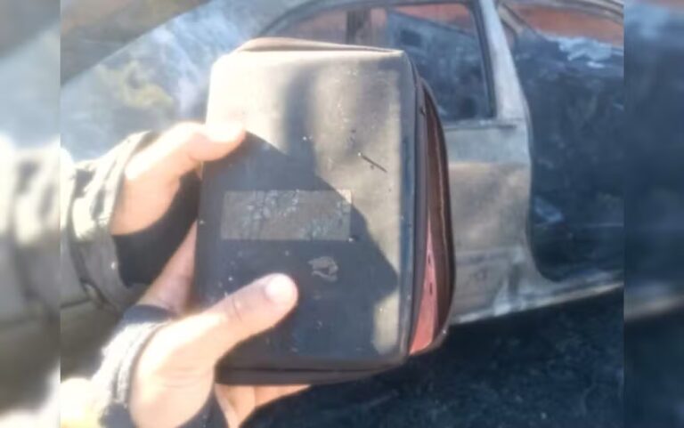 Bíblia Intacta em Carro Incendiado Impressiona em Goiás