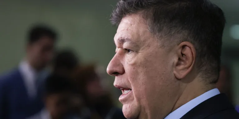 CPI do INSS: após revés no STF, Viana quer votar relatório nesta sexta