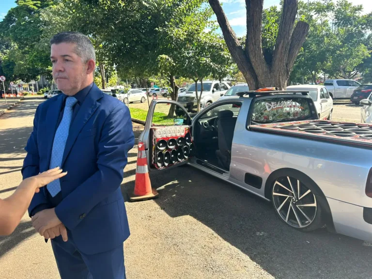 Detran-GO regulamenta som automotivo: novas regras para adaptação veicular