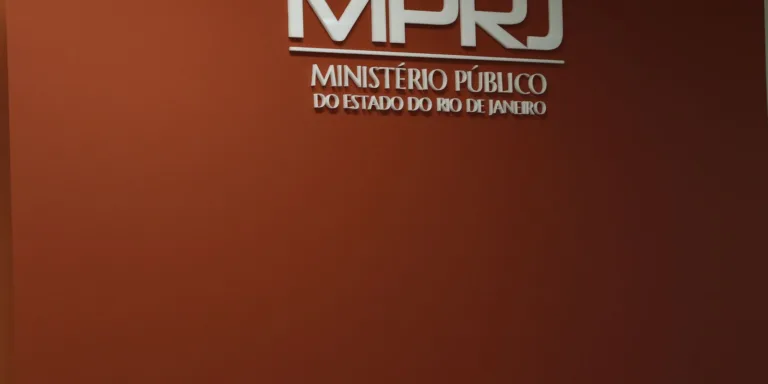 MPRJ cumpre 20 mandados de prisão contra grupo de Rogério de Andrade
