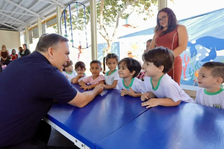 “Tá sobrando vagas”, diz Mabel em lançamento de mutirão na Educação