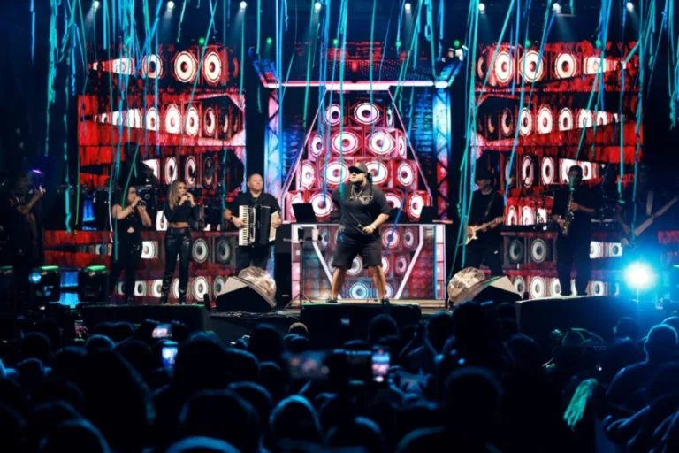 Pós-Carnaval reúne 100 mil pessoas durante shows gratuitos em bairros de Goiânia