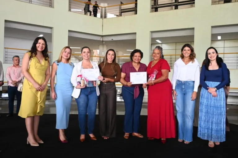 Prefeitura de Goiânia realiza evento “Mulheres que Resolvem” em homenagem às servidoras municipais