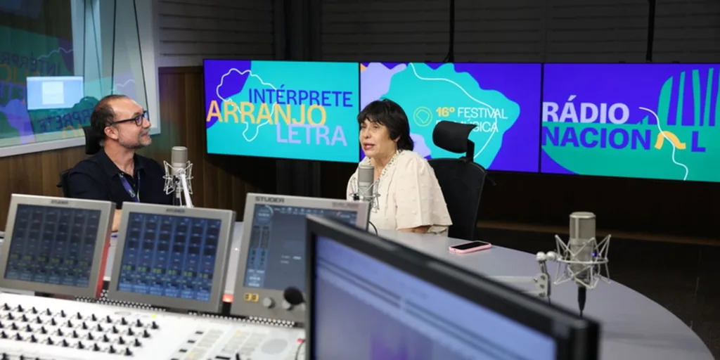 Rádio Nacional prepara série de entrevistas sobre 90 anos