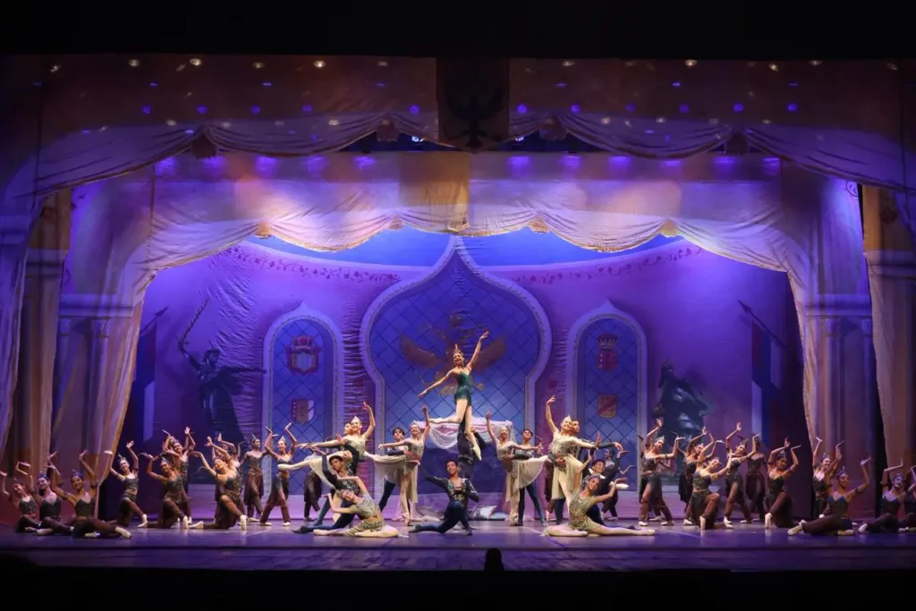 Balé Basileu França abrirá o Festival de Dança de Joinville