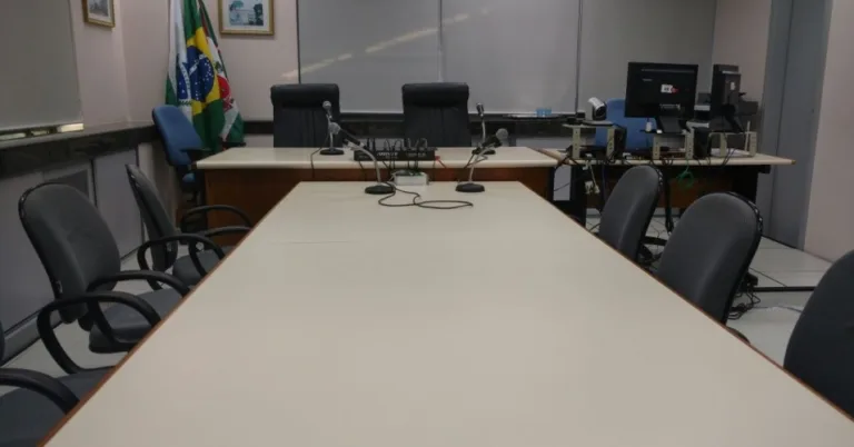 CNJ determina prioridade de audiências presenciais em casos de violência doméstica e familiar