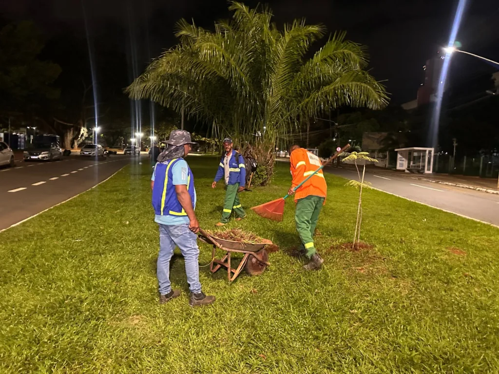 Comurg realiza controle de ervas daninhas em mais de 71 mil metros quadrados de áreas verdes