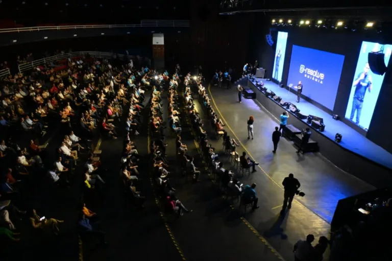 Mabel lança e-Resolve, nova plataforma de serviços digitais da Prefeitura de Goiânia