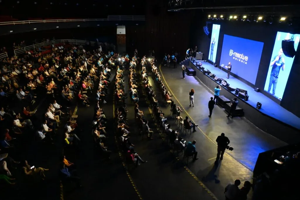 Mabel lança e-Resolve, nova plataforma de serviços digitais da Prefeitura de Goiânia