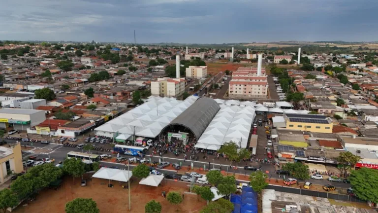 Prefeitura de Goiânia celebra Dia do Trabalhador com oferta de empregos e shows