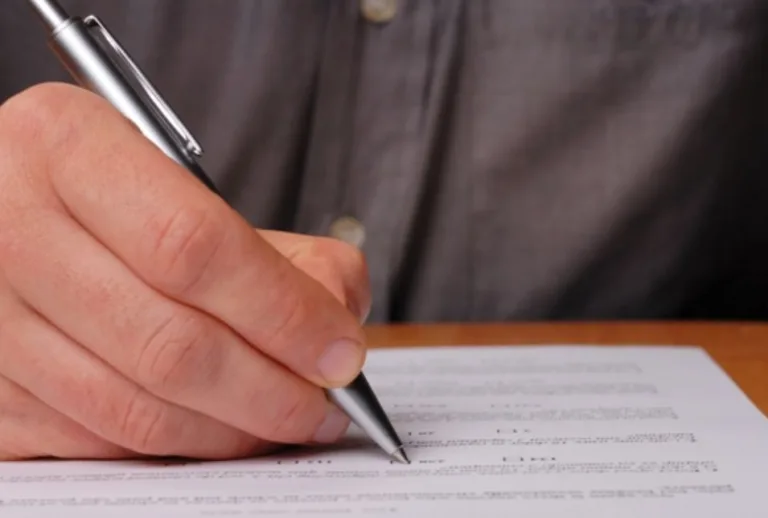 Candidato ao cargo de juiz do TJGO vai refazer prova com acessibilidade após comprovar TEA, TDH e dislexia