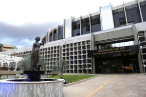 Liminar assegura destinação de vagas para candidatos negros em concurso de 2021 do TJGO