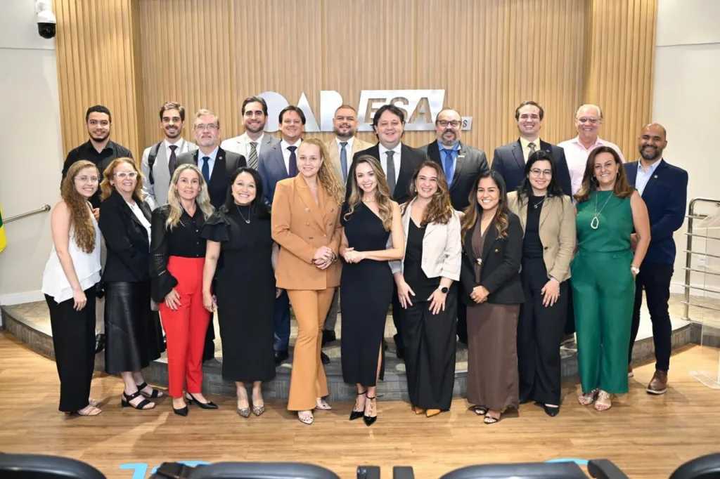 Comissões trabalhistas debatem o futuro das relações coletivas de trabalho em seminário na ESA
