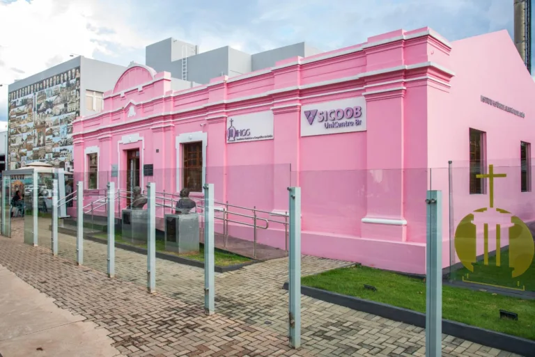 70 anos depois, advocacia retorna ao prédio que abrigou a OAB-GO na nova capital