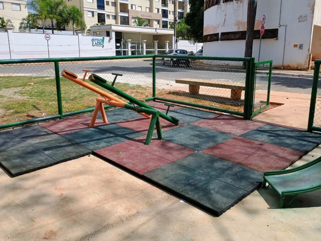 Comurg revitaliza praças em quatro regiões de Goiânia