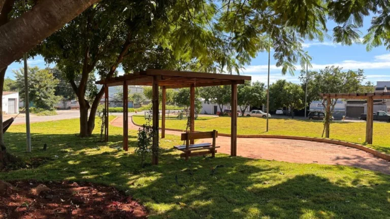 Comurg entrega área de lazer moderna e completa no Vale do Araguaia