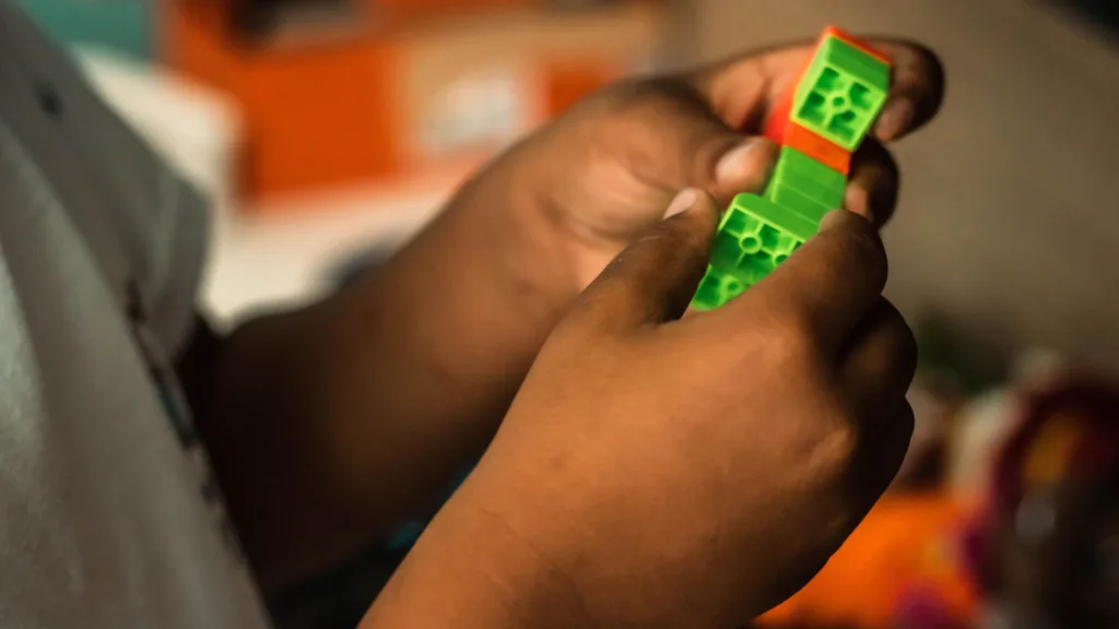 Município deve indenizar criança com TEA em razão da ausência de suporte adequado no ambiente escolar