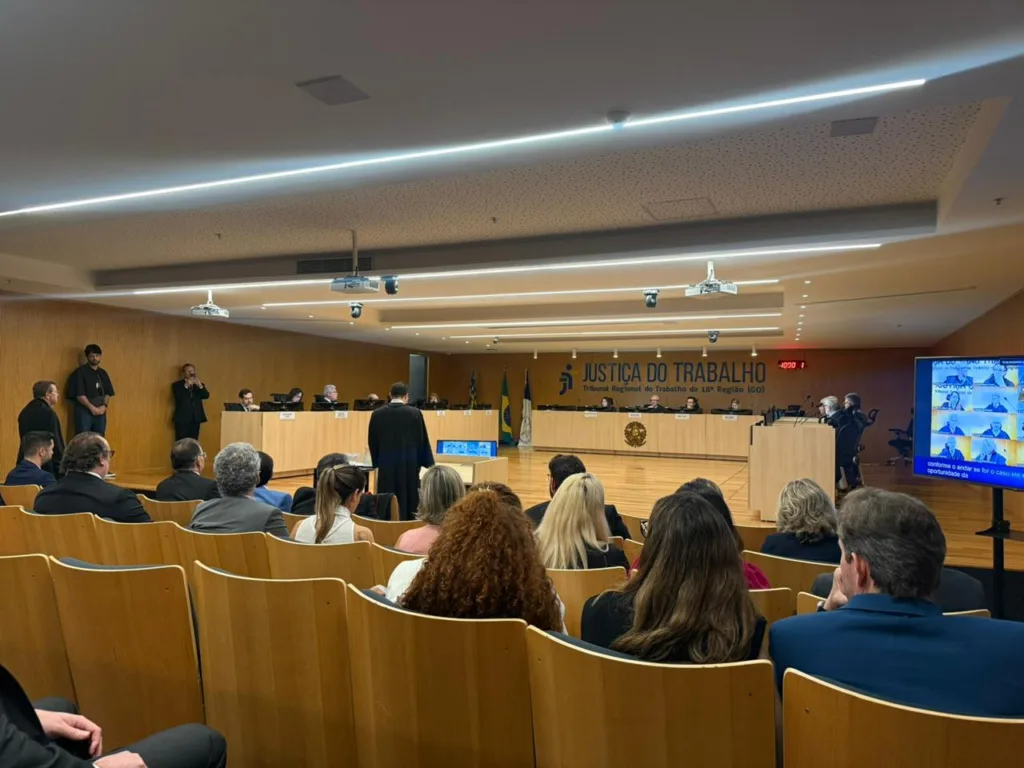 Vitória da advocacia: TRT-18 reconhece validade de assinaturas eletrônicas sem exigência de ICP-Brasil