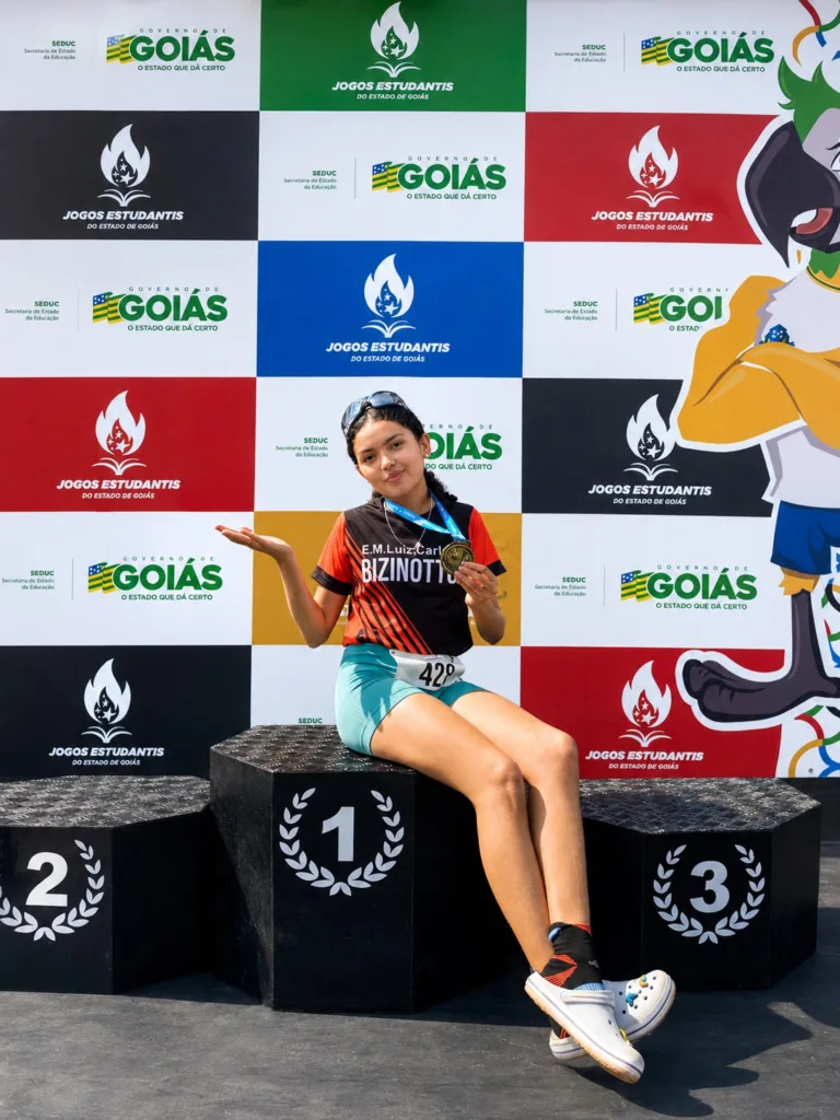 Alunos de Anápolis classificam para fase estadual dos Jogos Estudantis de Goiás.