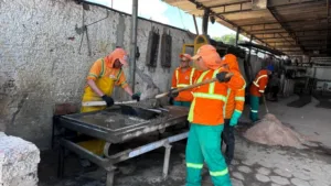 Nova Comurg produz meios-fios para serviços de zeladoria em Goiânia