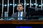 Davi Alcolumbre promulga Lei da Dosimetria para penas do 8 de janeiro