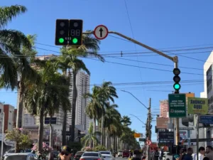 Onda Verde melhora o ritmo do trânsito em Goiânia