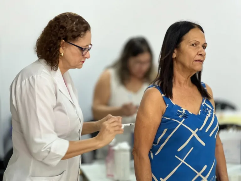 Com mais salas, Prefeitura de Goiânia acelera vacinação e bate recorde contra gripe