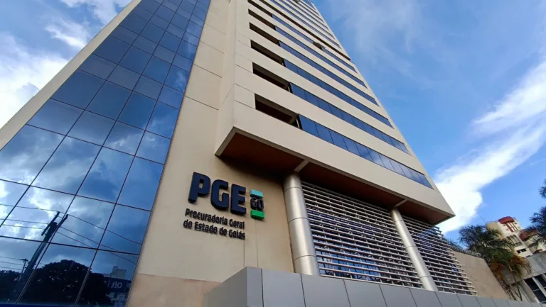 Aprovado em segunda votação, segue para sanção projeto que cria fundo para gestão de honorários da PGE-GO
